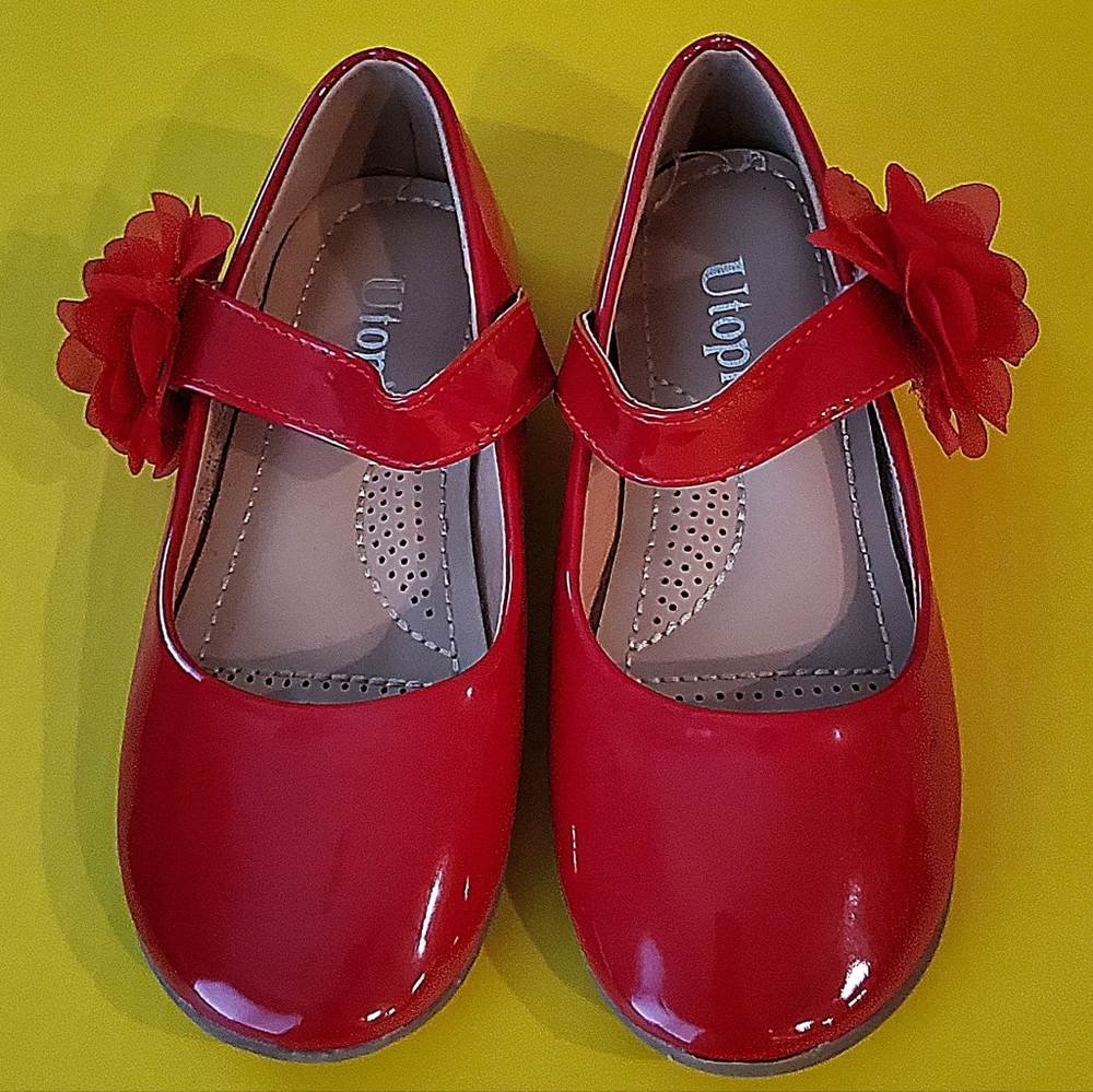Little Girl's Slip-on Ruby Red Dress Shoes